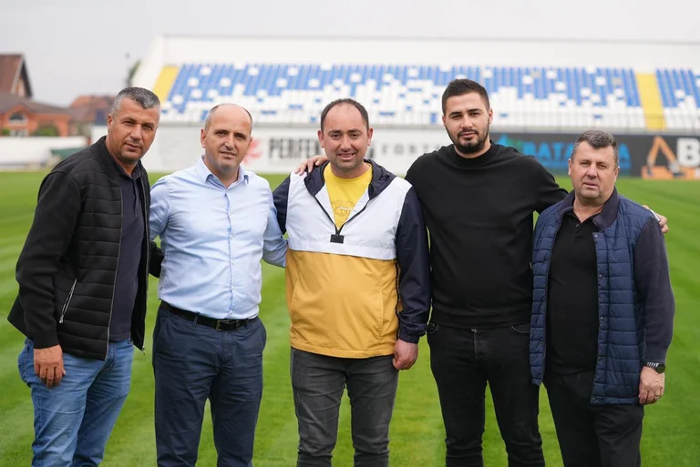 Ekrem Hyseni: La lampada della leggenda Fadil Vokrri avrà sempre il supporto del comune