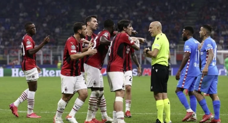 Megjithatë, UEFA nuk e pezullon gjyqtarin kontravers turk, Cuneyt Cakit