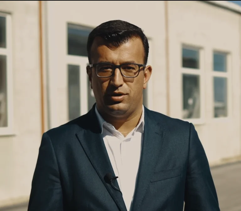 Ilir Ferati zotohet për zhvillim dhe punësim meritor në Istog