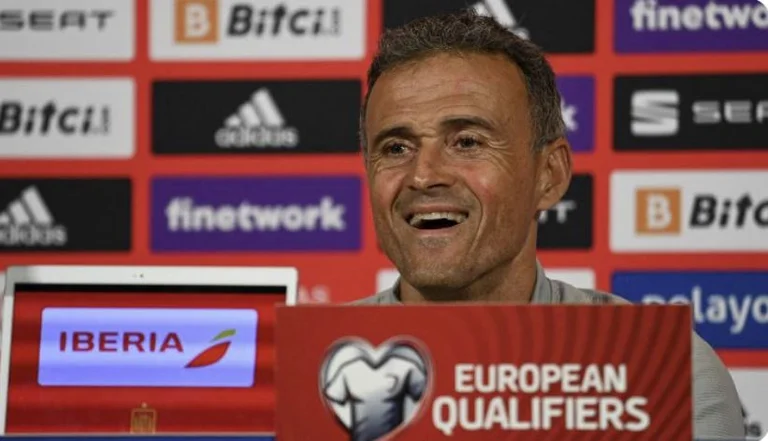 Luis Enrique tallet keq me gazetarët në konferencë: Nuk iu lexoj juve
