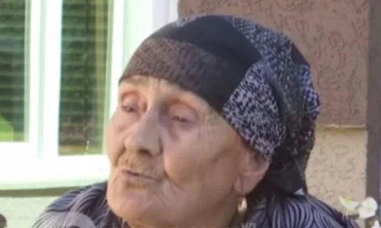 ‘Ky ju ka ra djemve, nipave, ky mi ka vra krejt’, rrëfimi i 85-vjeçares që dëshmoi kundër Stanishiqit