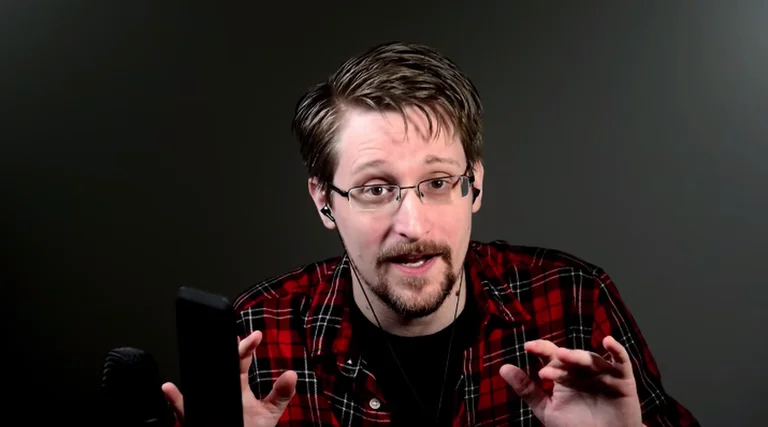 Snowden për fikjen e Facebook dhe Instagram: Bota u bë një vend më i shëndetshëm në një ditë të mrekullueshme