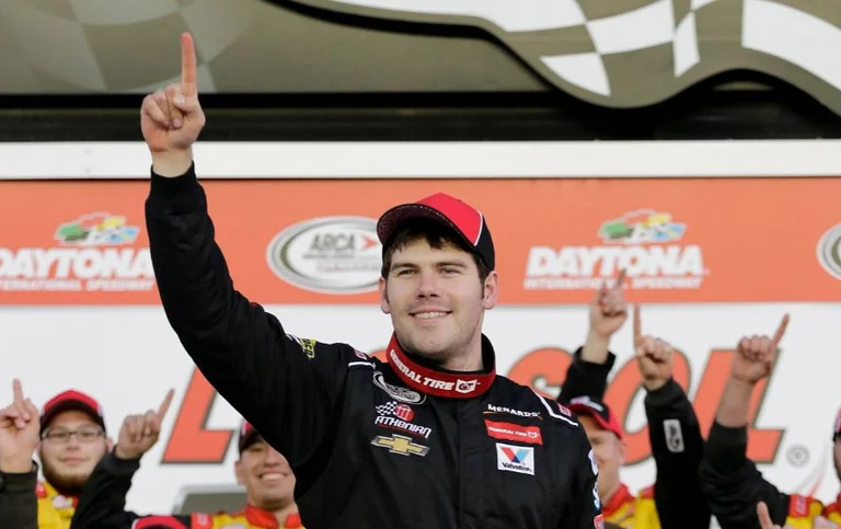 Të shtëna me armë në Georgia, vdes ish piloti i NASCAR