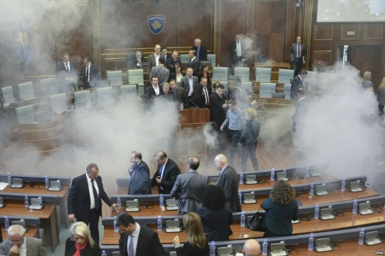 Gazi: Aktakuzë ndaj ministrit Xhelal Sveçla dhe tre deputetëve të VV-së