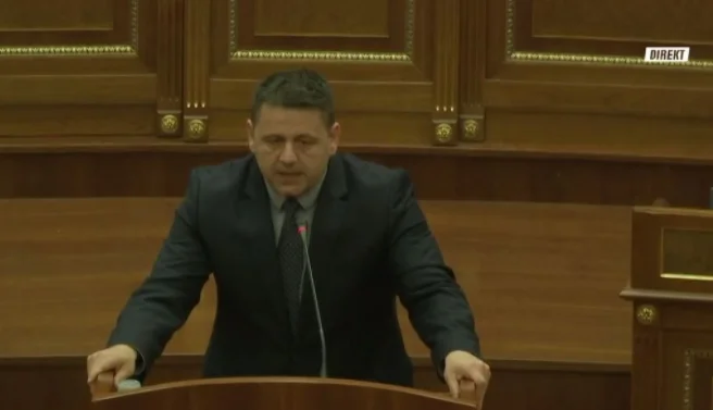 Berisha, Kurtit: A duhet Njësia Speciale të marrë leje nga KFOR-i për të shkuar në veri?