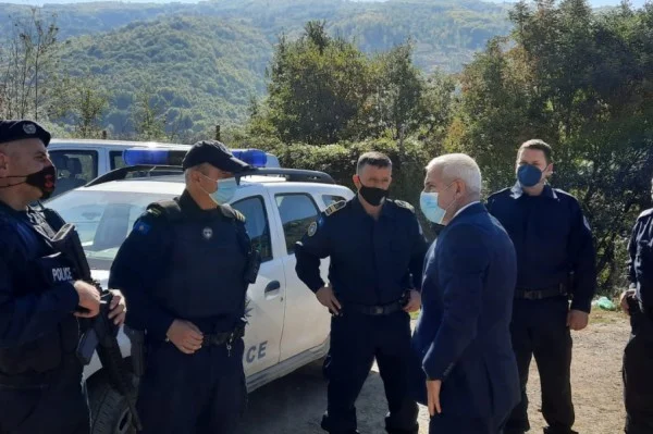 Sveçla në Jarinje e Bërnjak: Zbatimi i marrëveshjes ka filluar pa asnjë problem