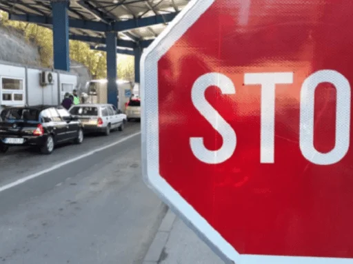 Nga sot fillon mbulimi i targave të Kosovës dhe Serbisë me stikera