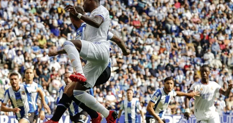 El Real Madrid es derrotado en la semana sorpresa de Barcelona 'Espanyol' en La League