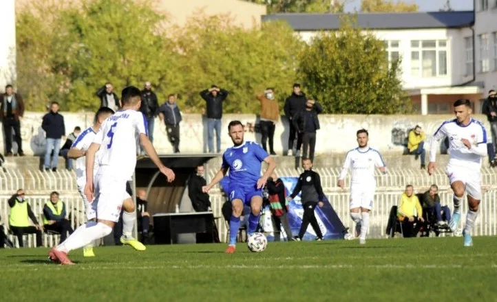 Superliga: Mbyllen pjesët e para në tri ndeshjet që kanë filluar para 45 minutave