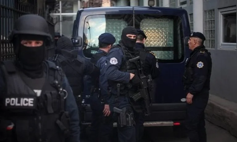 Policia: Gjendja në veri i është kthyer normalitetit