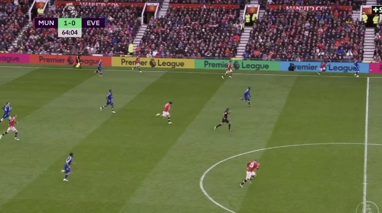 Kundërsulmi i Evertonit kundër Man United është absolutisht drithërues, barazohet rezultati