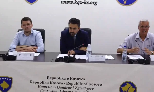 KQZ: Votuesve nuk do t’iu kërkohet dëshmia e vaksinimit, masa rigoroze për komisionerë e vëzhgues