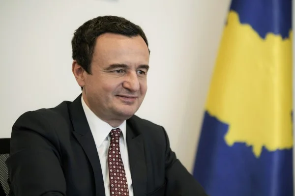 Kurti në ‘Aleancën Progresive’ thotë se mediat dhe rrjetet sociale po shfrytëzohen për ta rrezikuar demokracinë