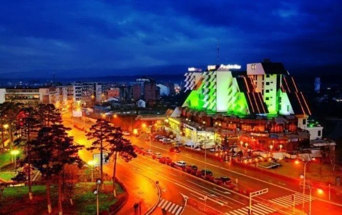 Sondazhi: Gjakova potencialisht shkon në balotazh