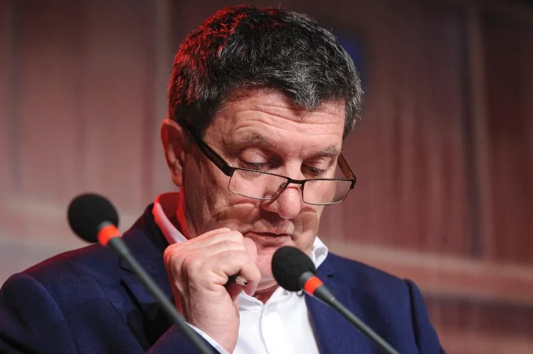 Zeka e quan Kurtin “mjeshtër b*lesh”: As Vuçiqi nuk ia kish ngulë Kosovës më keq se Albini