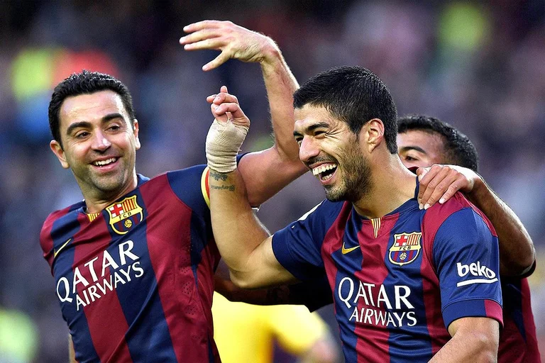 Suarez këshillon Xavin: Nuk është koha e duhur për ta drejtuar Barcelonën