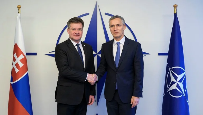 Stoltenberg takon sot Lajçakun