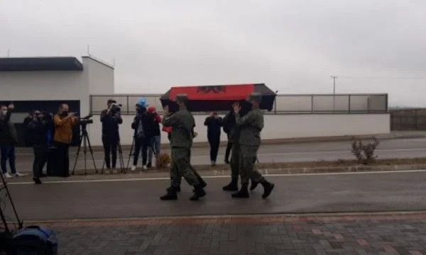 Durante 22 años, el cadáver aún no ha llegado a nosotros.