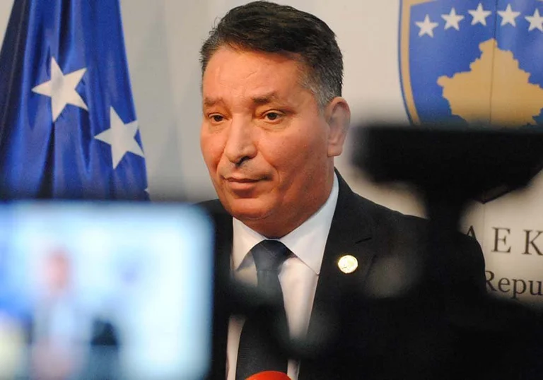 Lekaj-Konjufcës: Ramushi është arrë e fortë, për kënd dreqin po punoni