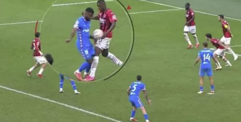 Penaltia a 97H minuto, la UEFA está de acuerdo con Milán para el Cakir turco y el VAR