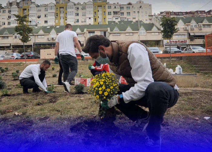 Ismaili Bridge Pflanzen 177 Blumen in Dardan (Foto)