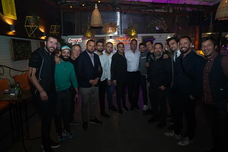 Daut Haradinaj avec les gastrones de la capitale : Ensemble, nous avons des plans fantastiques qui vont raviver l'esprit de Pristina