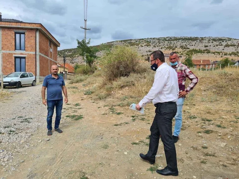 Krasniqi: Il governo attuale a Rahovec sta giocando con i sentimenti dei cittadini