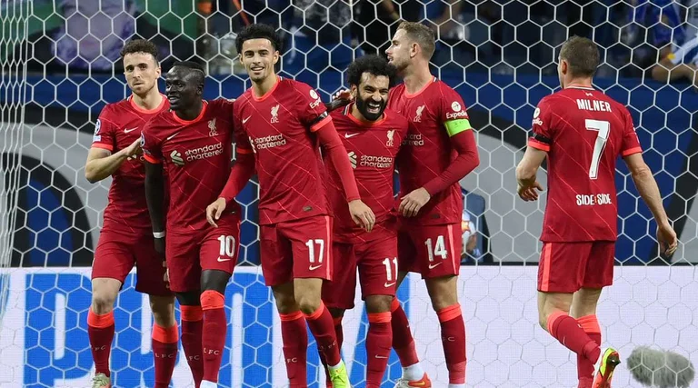 Liverpool zerstört Porton und stabilisiert erste Position