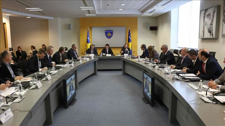 1500 euros pour chaque famille du Kosovo qui a perdu sa famille de COVID-19