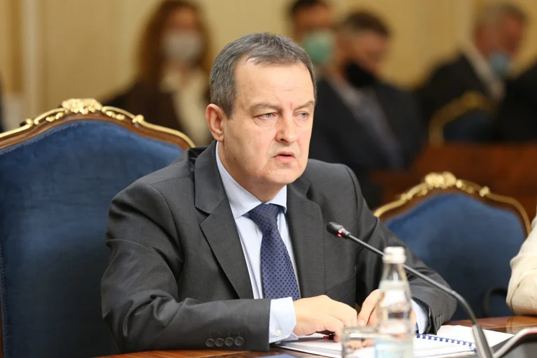 Ivica Dacic va lejos con la propaganda: Pristina pretende apoderarse del norte, étnicamente limpio