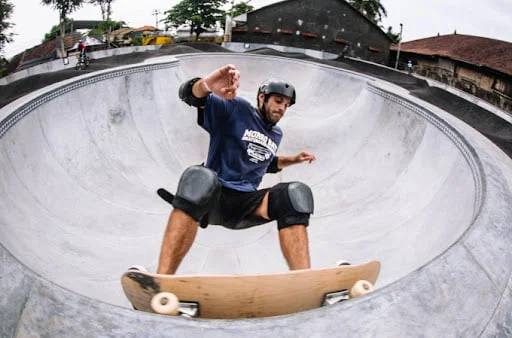 Daut Haradinaj construir tres Centros Skateboard en Pristina