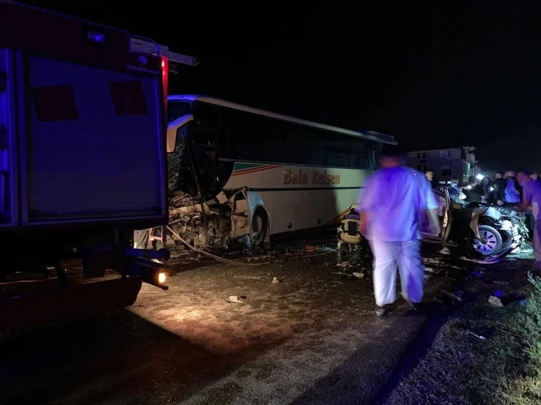 Polizei detailliert den Unfall in Cline, wo eine Person starb