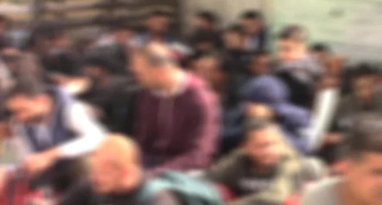 Zehn Personen verhaftet wegen Schmuggel, beschlagnahmtes Geld und Pässe