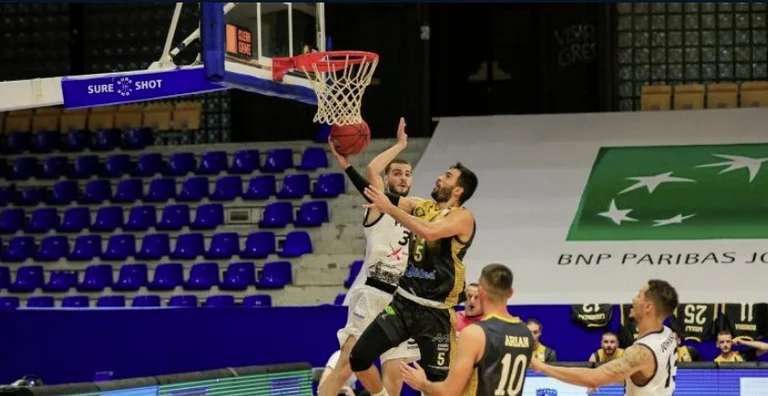 Der Spieler und die Top fünf der Woche in der Superleague