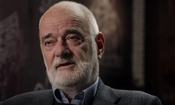 Ex diplomatico serbo: Vucinate sperava che gli Stati Uniti si opponessero a Kurt, la Russia si difende in caso di guerra