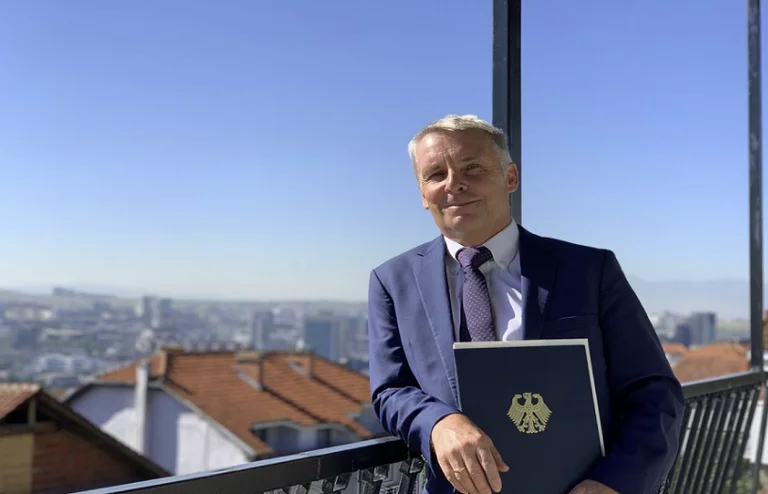 German Ambassador to Kosovo Seeks Lowering Tensions in the North