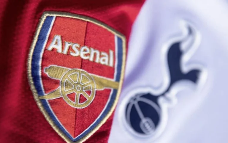 Formazioni ufficiali: Arsenal Tottenham