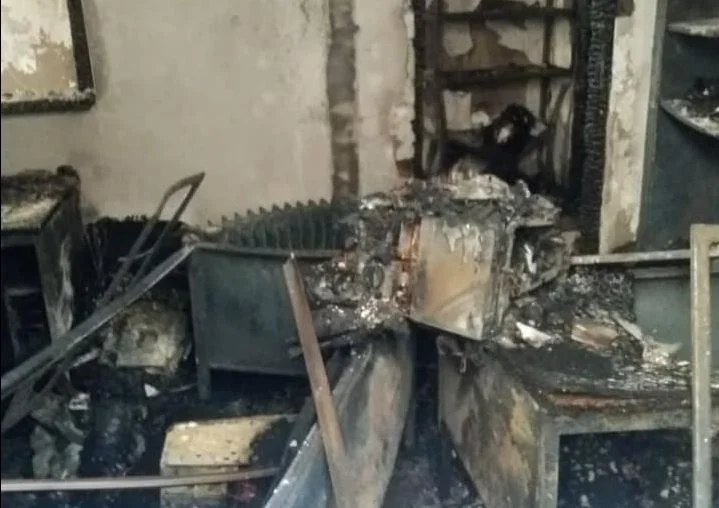 Comune di fuoco di Zubin Potok: È possibile che provenga da una vecchia installazione.