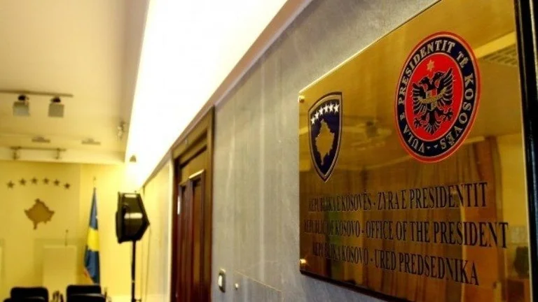 “Moszgjedhja e presidentit prodhon krizën më të thellë kushtetuese në Kosovë”