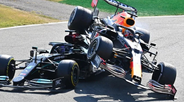 Hamilton bevorzugt in Russland GP, Verstappen wird letzte Position verlassen