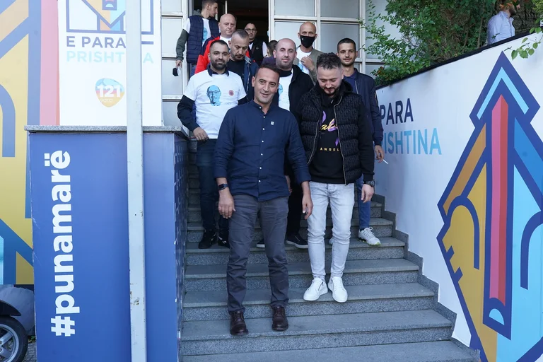 Haradinaj meets the inhabitants of Emshire: Collection project completion, infrastructure problems will find solutions