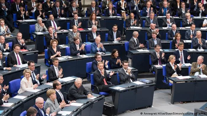 Pregate per la Germania: In Bundestag, la maggior parte dei parlamentari sono uomini