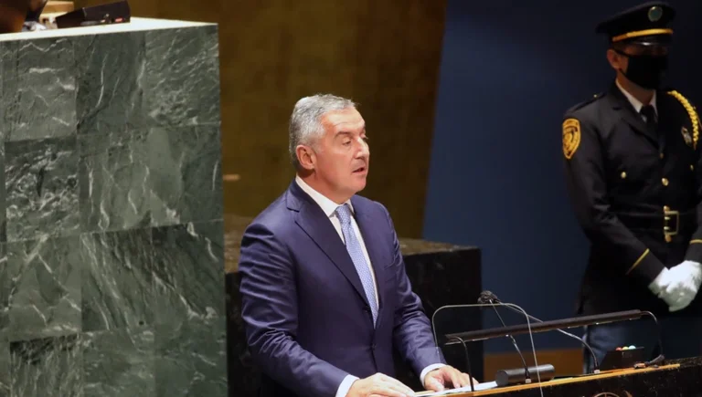 Djukanovic: Balcani, ancora l'arena degli scontri geopolitici