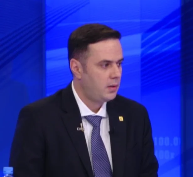 Governo sconosciuto, non so cosa stiano facendo.
