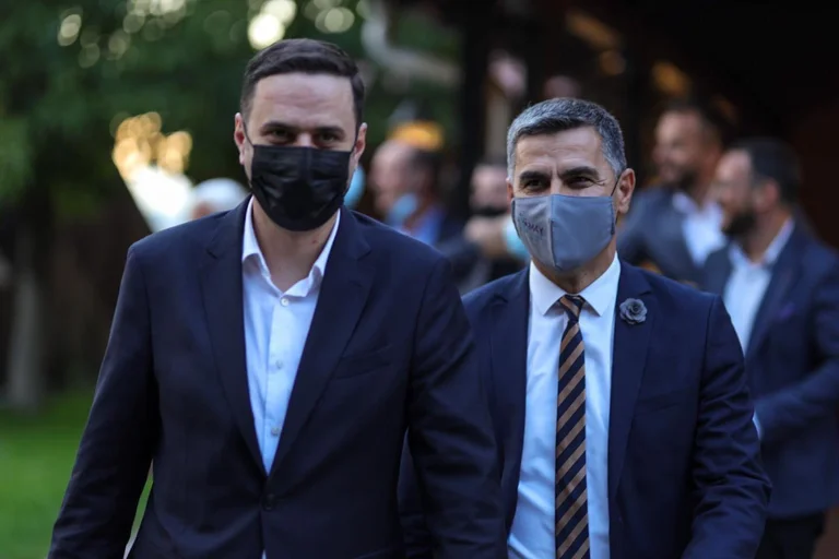 Obadiah: Xhafa ha soddisfatto tutte le promesse, e compirà il suo prossimo mandato.