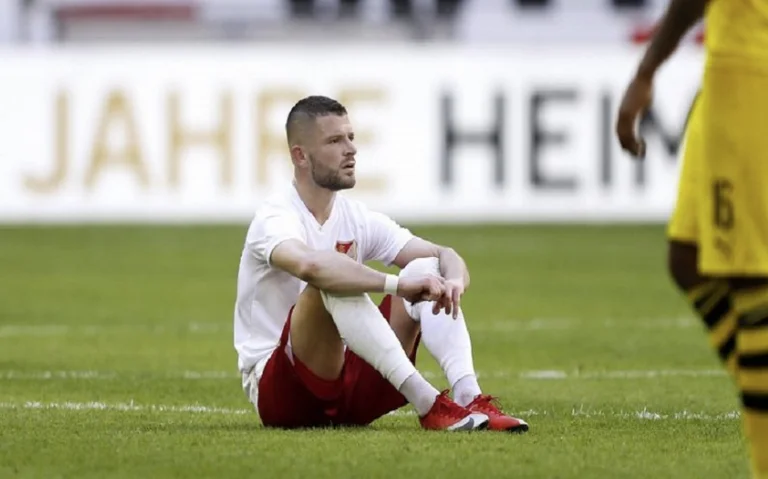 Berisha ersetzte zu Beginn des Spiels, litt Verletzung gegen Leele