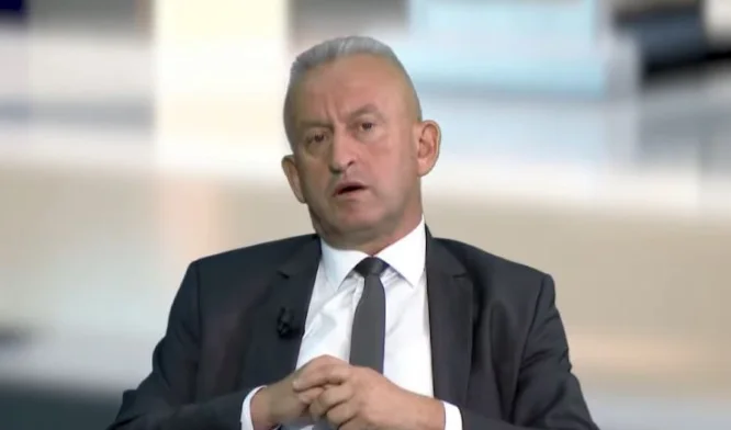 Qala: Kurte a réagi à chaque mot des ministres serbes dans les gouvernements précédents et explique maintenant Rakiqi
