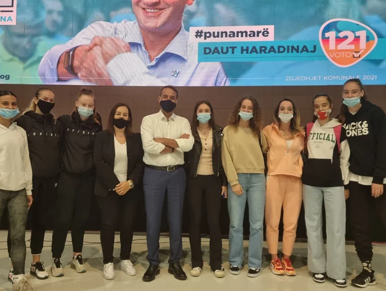 Haradinaj: Nel mio governo, ogni quartiere avrà una propria palestra sportiva