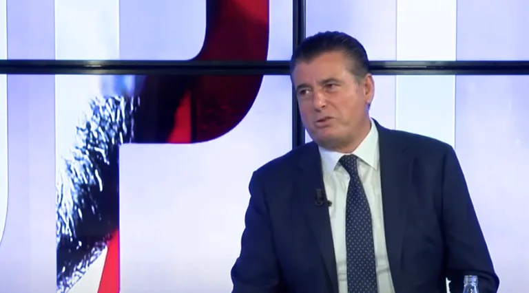 Bahtiri pyetet nëse u informua nga Kurti për aksionin në veri: Më kurseni nga kjo pyetje