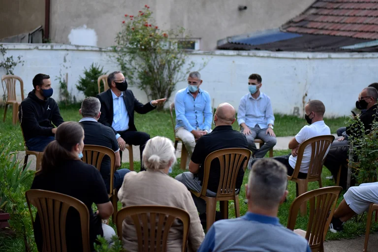 Bedri Hamza u premton banorëve të Bairit çerdhe, shteg biçikletash, ndriçim dhe infrastrukturë